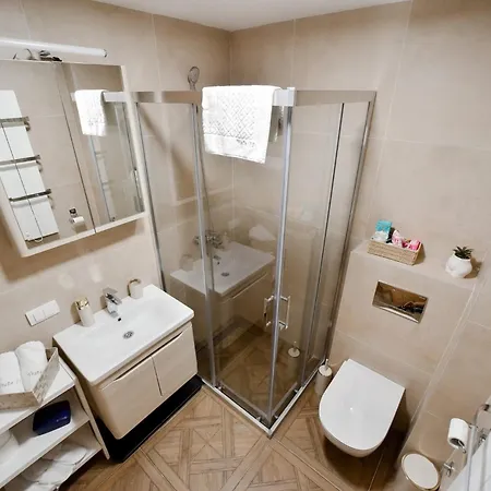 Vrata 11 Wellness & Zlatibor