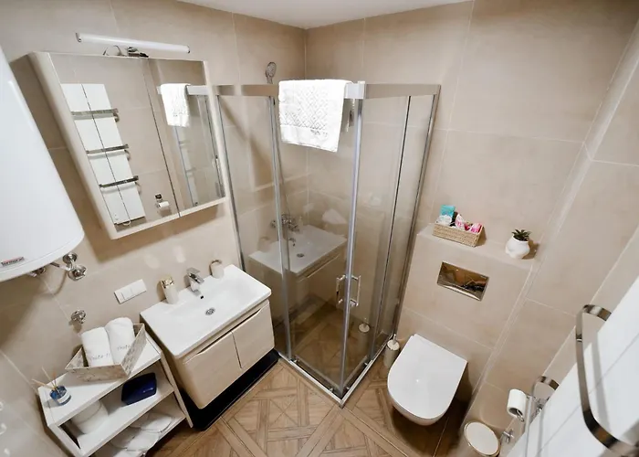 Vrata 11 Wellness & 즐라티보