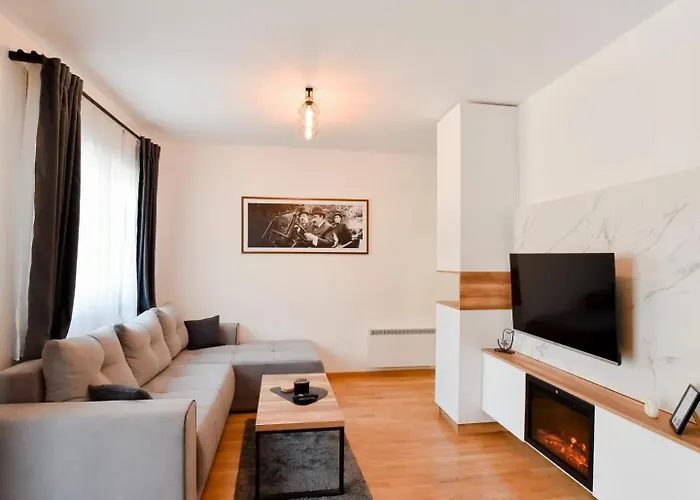 Vrata 11 Wellness & * 즐라티보