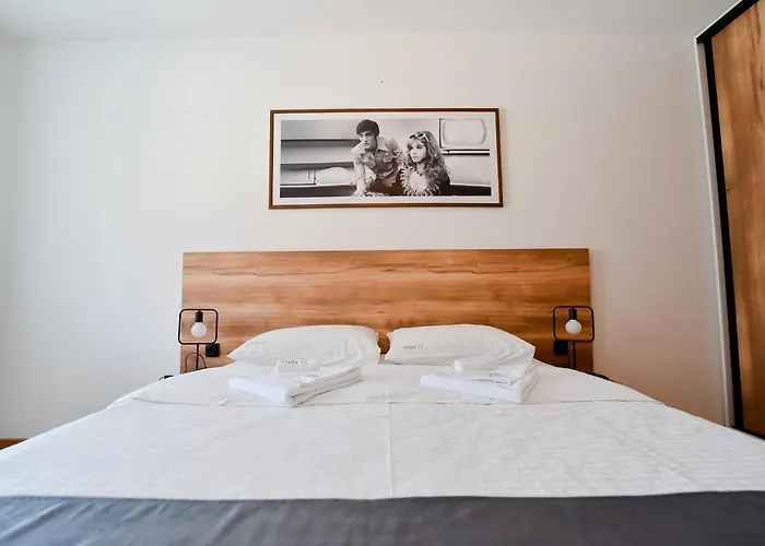 아파트 Vrata 11 Wellness &