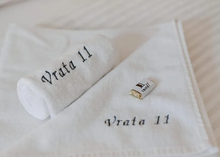 아파트 Vrata 11 Wellness & *